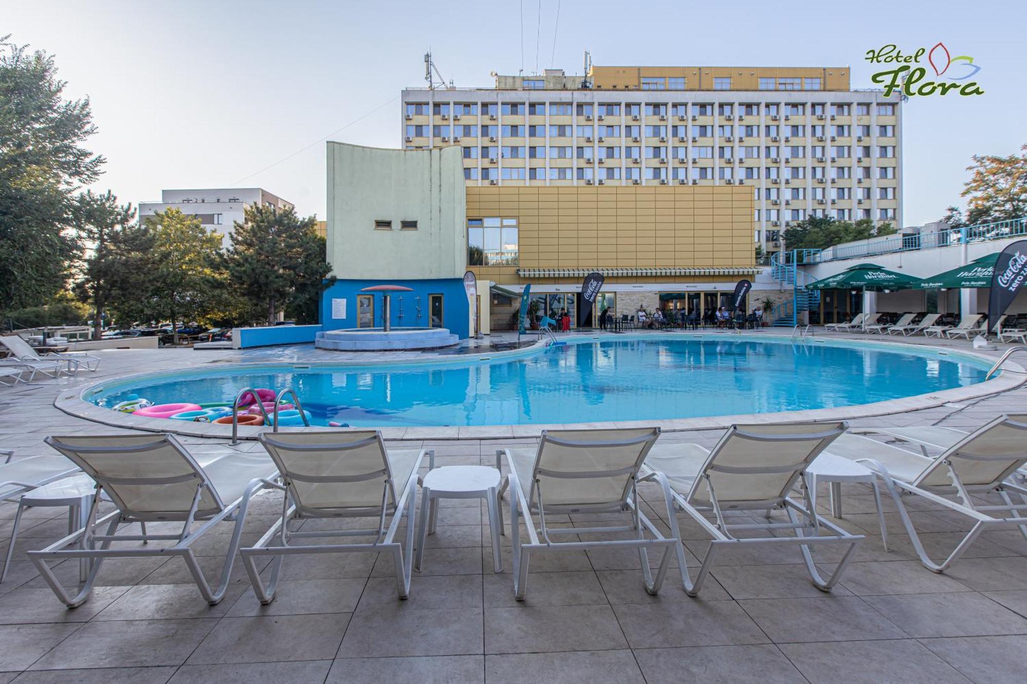 Hotel Flora Mamaia Exterior photo