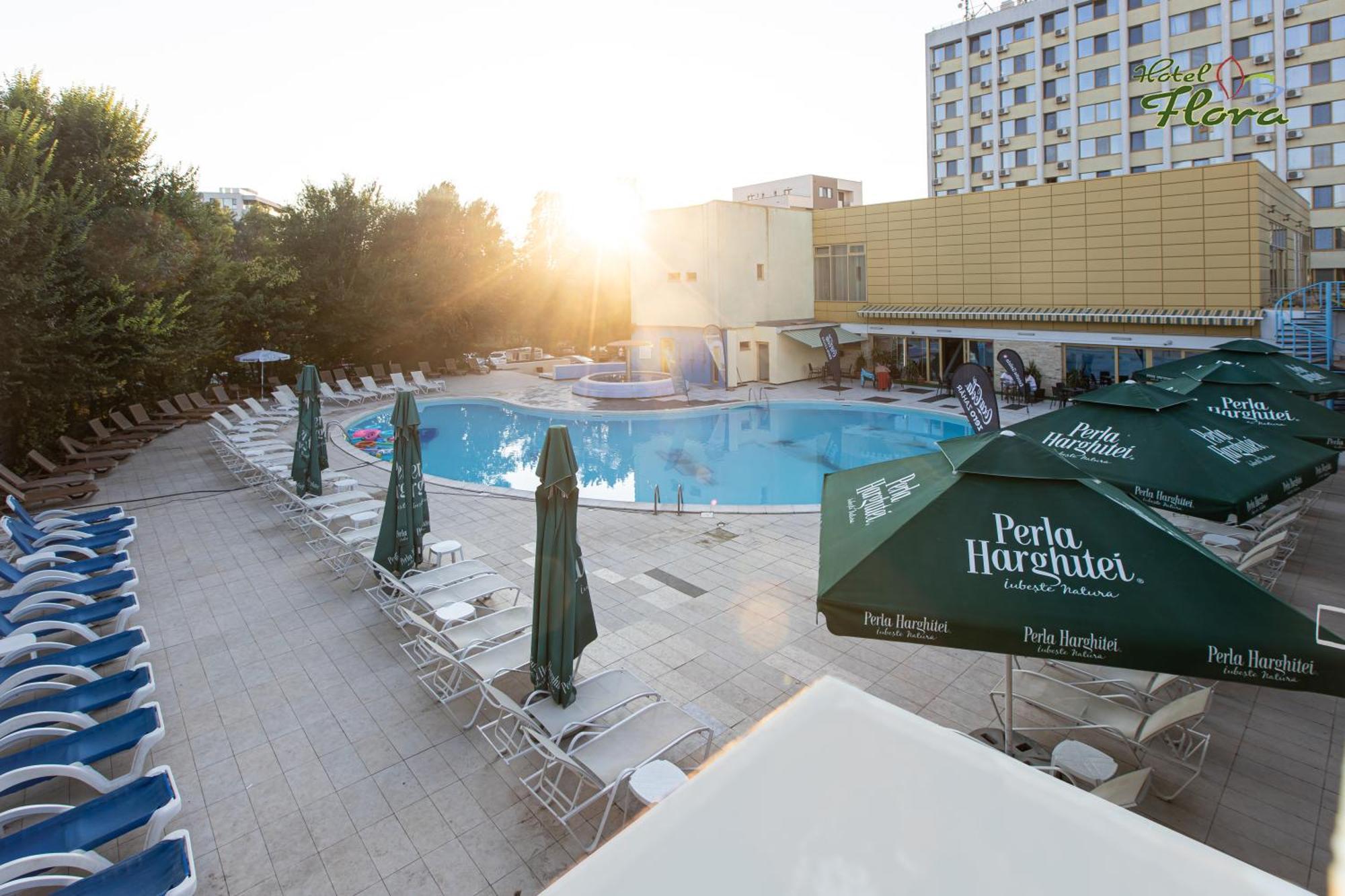 Hotel Flora Mamaia Exterior photo